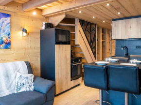 Duplex rénové montagne 6 pers - Près des pistes - Cuisine équipée et balcon - FR-1-637-60